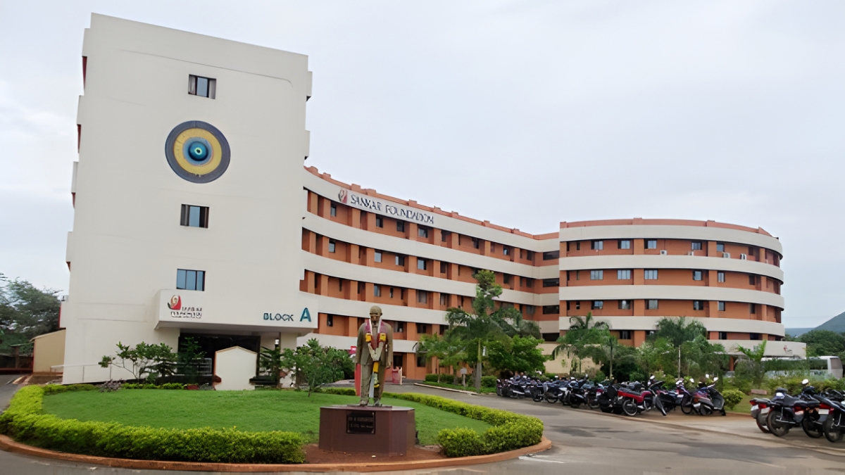 Sankar Foundation: శంకర్ ఫౌండేషన్ అరుదైన రికార్డు... 5.1 లక్షల కంటి ఆపరేషన్లు! పోలవరంలో పెద్దపులి కలకలం....