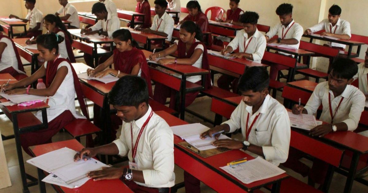 AP Govt: టెన్త్ విద్యార్థులకు గుడ్ న్యూస్.. ఆ రెండు సబ్జెక్టుల్లో మార్కుల యాడింగ్.. ఇలా.!