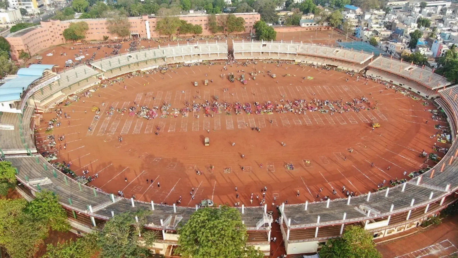 Indira Gandhi Stadium: విజయవాడ స్పోర్ట్స్ హబ్‌గా ఐజీఎంసీ స్టేడియం రూ.19 కోట్లతో అంతర్జాతీయ స్థాయి అభివృద్ధి పనులు ప్రారంభం!