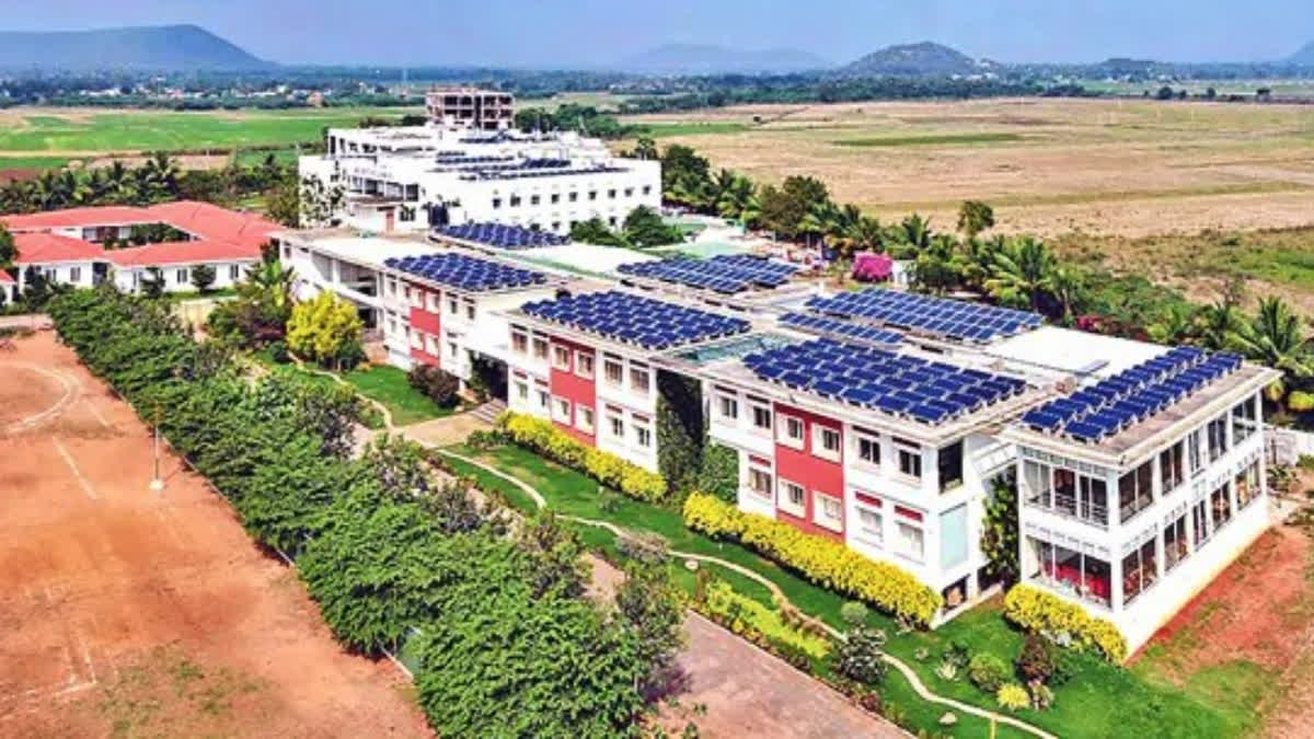 Free CBSE Education: ఇంటర్ విద్యార్థులకు గుడ్ న్యూస్.. హీల్ ప్యారడైజ్ స్కూల్‌లో ఉచిత  ప్రవేశాలు..!