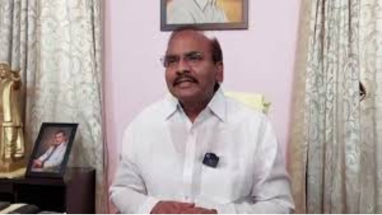 AP Politics: దోపిడీ సొమ్ముతోనే వైసీపీ పుట్టింది.. జగన్‌పై ప్రత్తిపాటి ఫైర్!