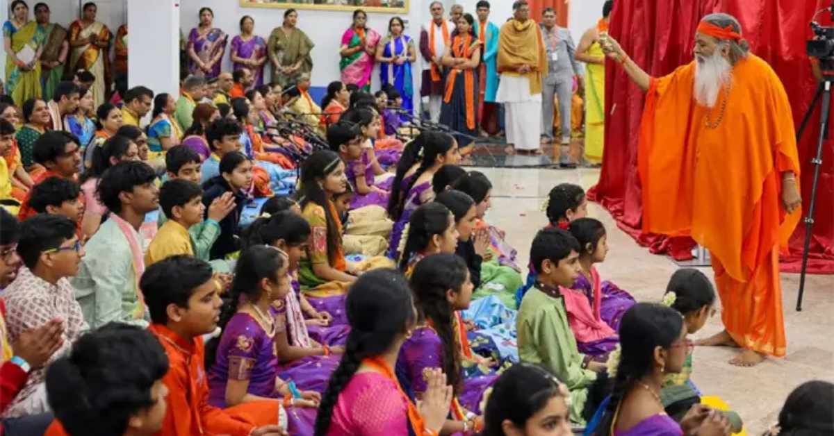 USA: బర్లింగ్టన్, న్యూజెర్సీలో ఘనంగా ఆలయ మహోత్సవాలు! స్వామీజీ ఆశీస్సులతో..