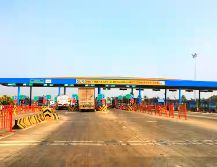 Automatic Toll Gates: విజయవాడ ట్రాఫిక్ కష్టాలకు చెక్... ఆటోమేటిక్ టోల్ గేట్లు! ప్రయాణికులకు భారీ ఊరట....