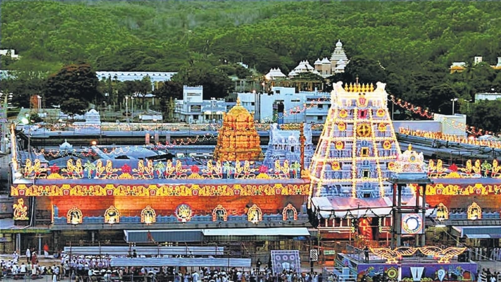 Tirumala Latest Update: తిరుమలలో సాధారణంగా భక్తుల రద్దీ.. 6 గంటల్లో శ్రీవారి సర్వదర్శనం!