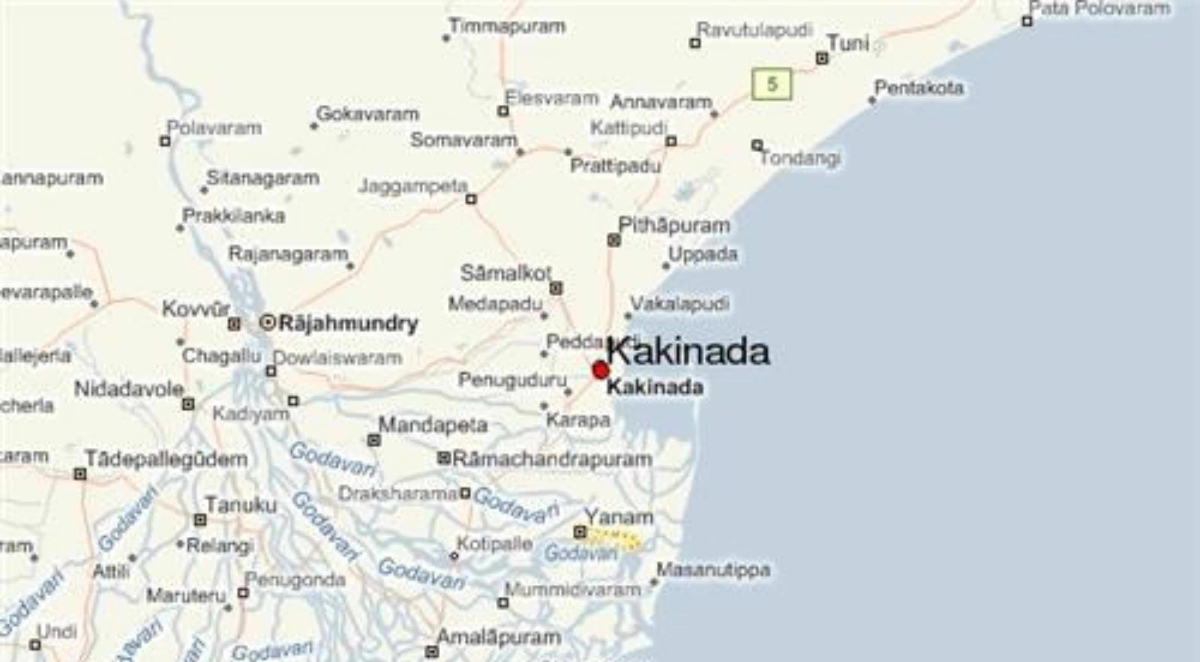 Kakinada: కాకినాడలో కలకలం.. అనంతబాబు కోసం పోలీసుల గాలింపు!