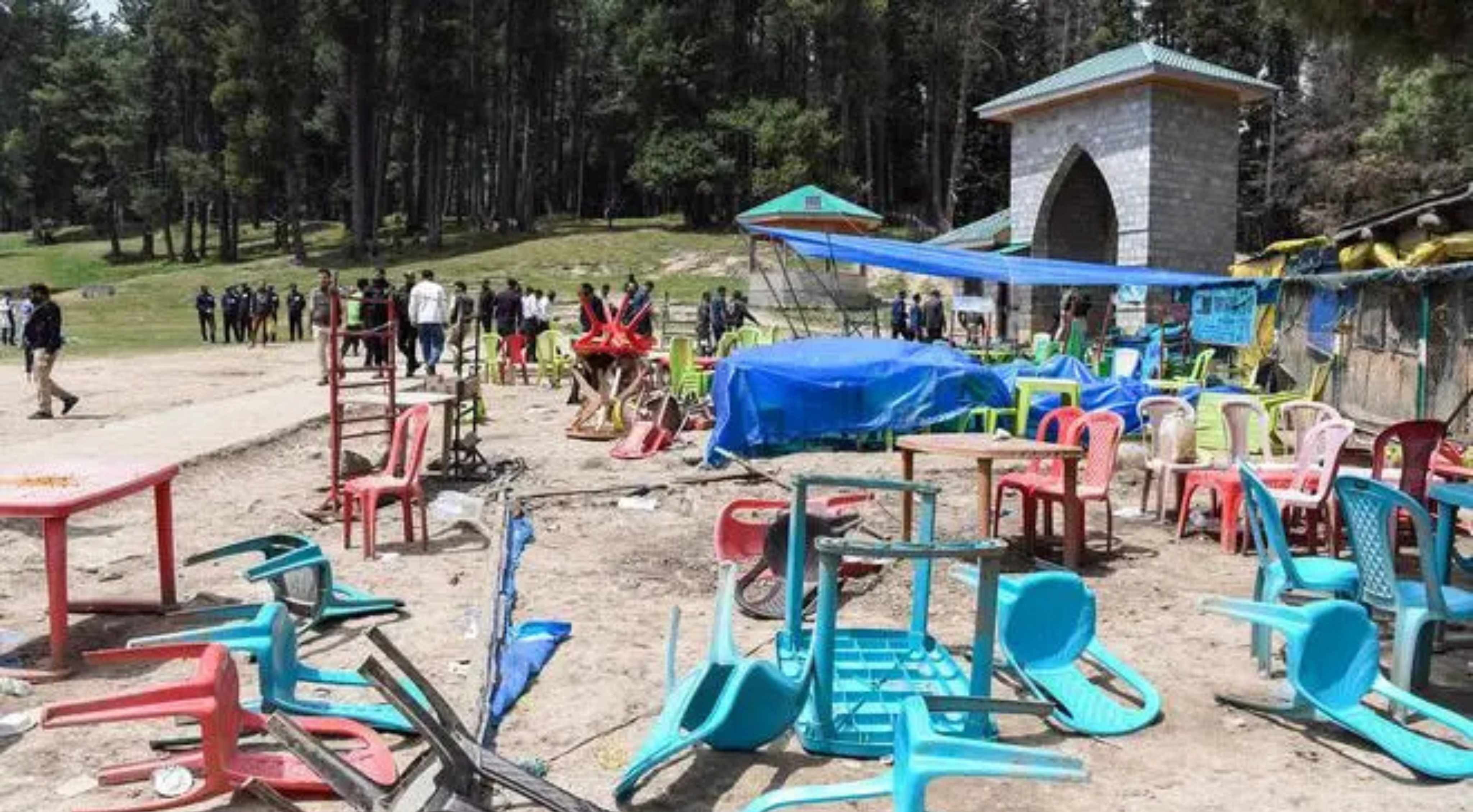 Pahalgam: పహల్గాం ఉగ్రదాడికి సంవత్సరం పూర్తి.. జమ్ముకశ్మీర్‌లో హైఅలర్ట్!