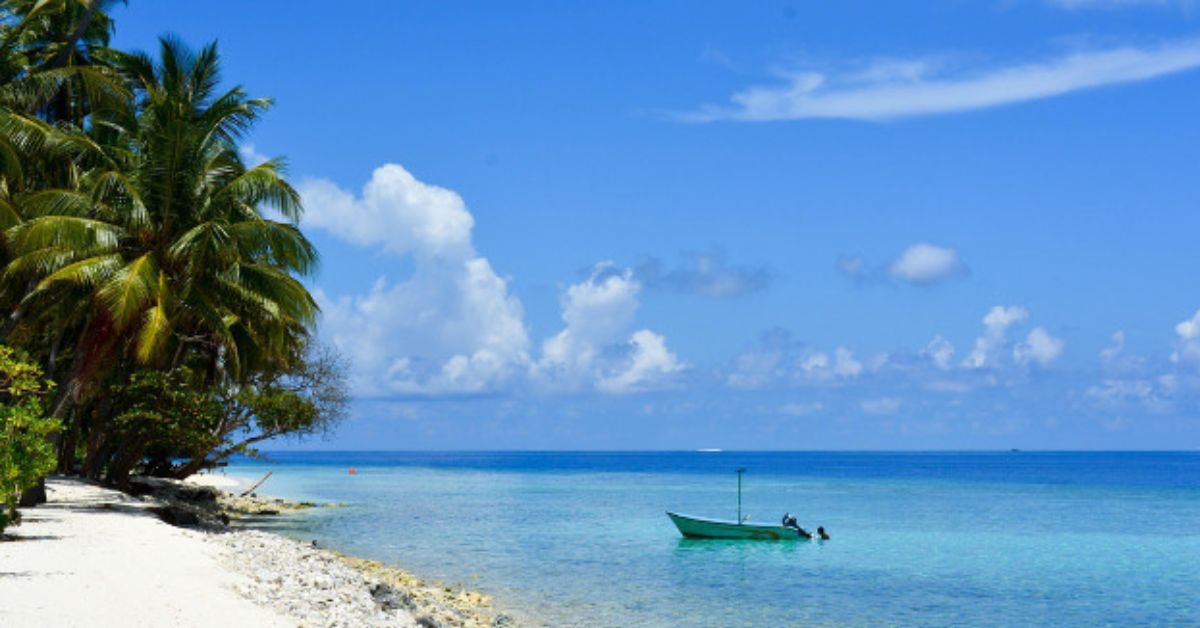 Maldives: మాల్దీవులకు వెళ్లే భారతీయులు జాగ్రత్త... కేంద్రం హెచ్చరిక! అనుమానిస్తే 1933కు కాల్..