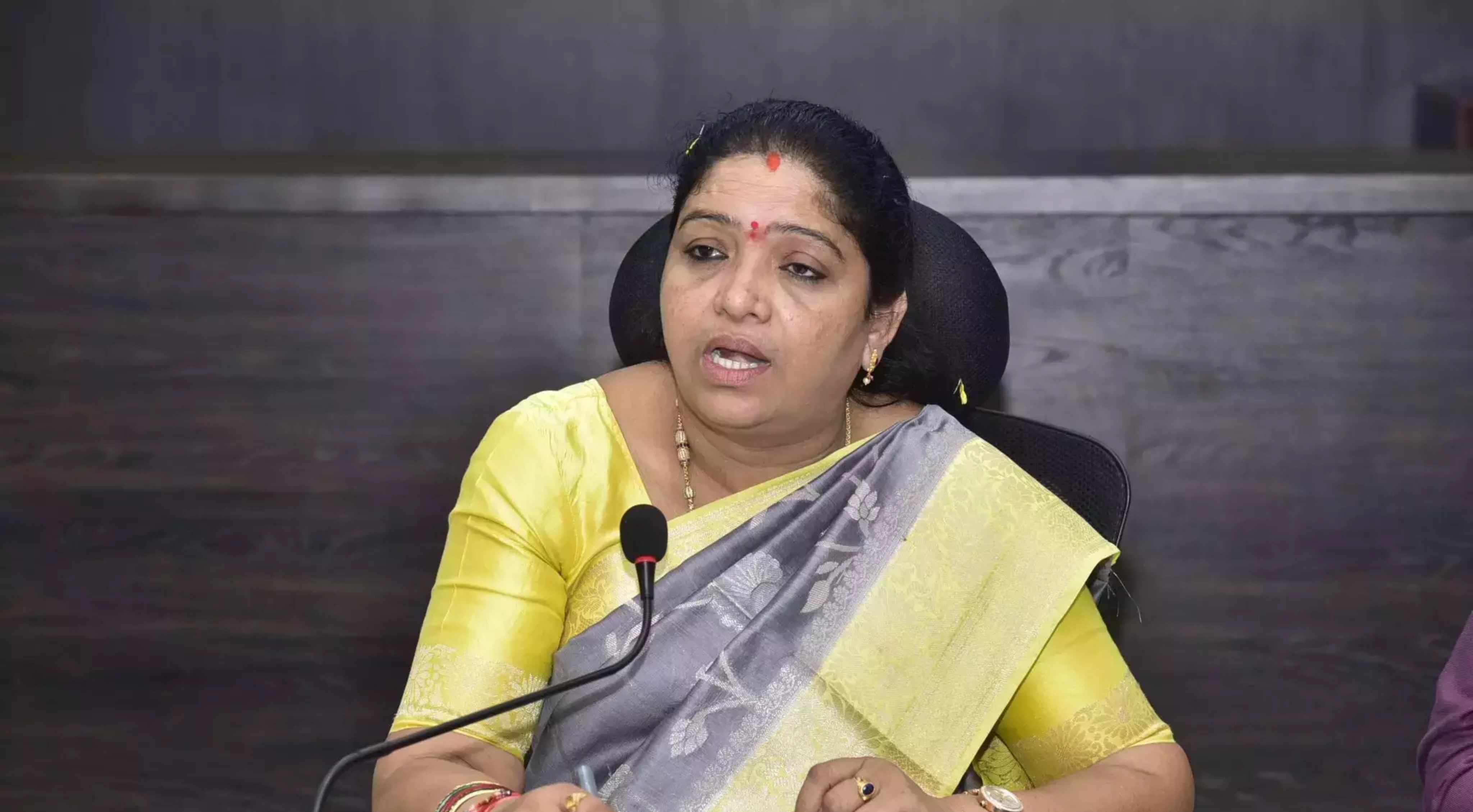 Gummadi Sandhya Rani: ఉత్తరాంధ్ర అభివృద్ధిపై మంత్రి సంధ్యారాణి వ్యాఖ్యలు! వైసీపీపై తీవ్ర విమర్శలు!