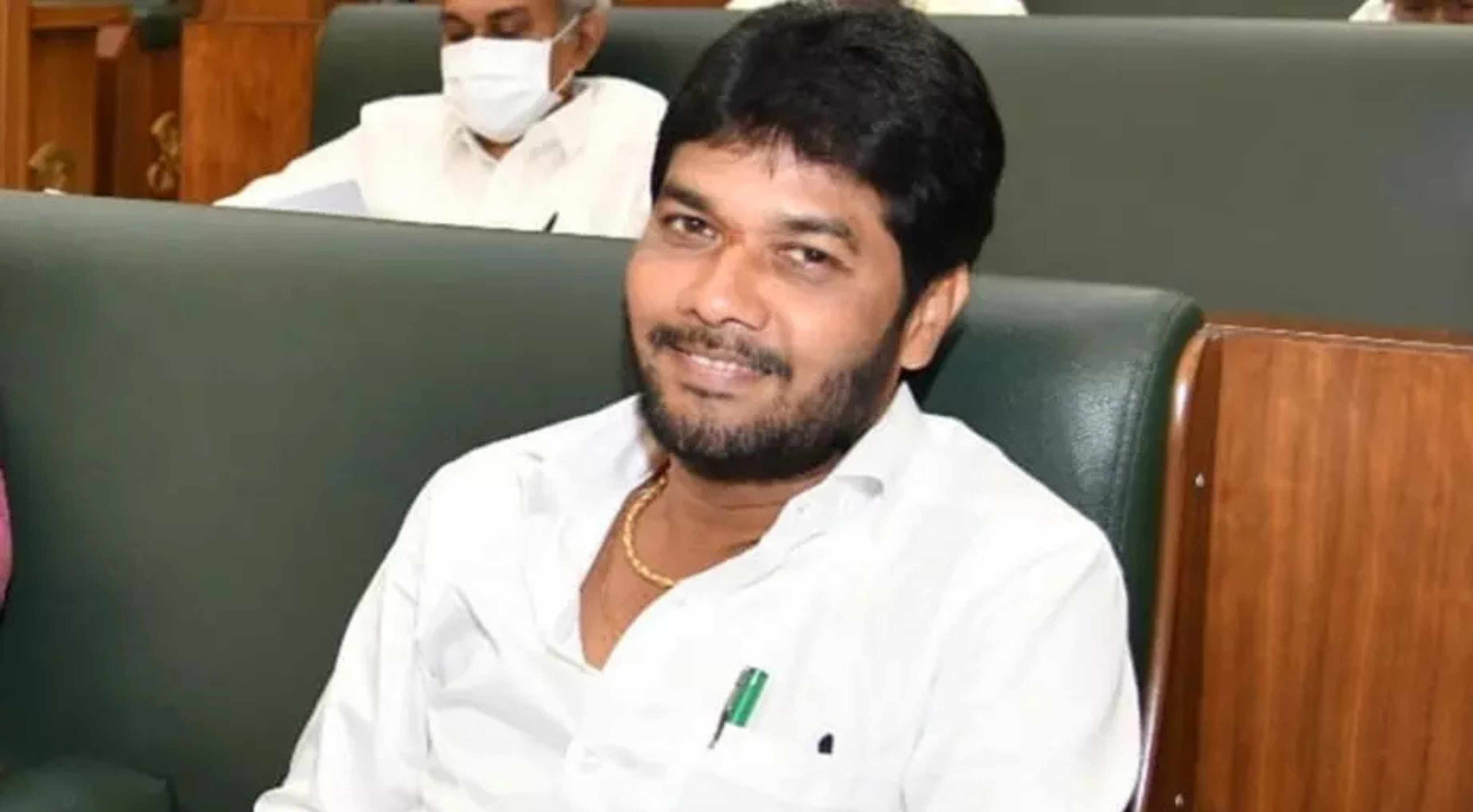 Rajamundry: రాజమండ్రి కోర్టుకు వైసీపీ ఎమ్మెల్సీ అనంతబాబు!