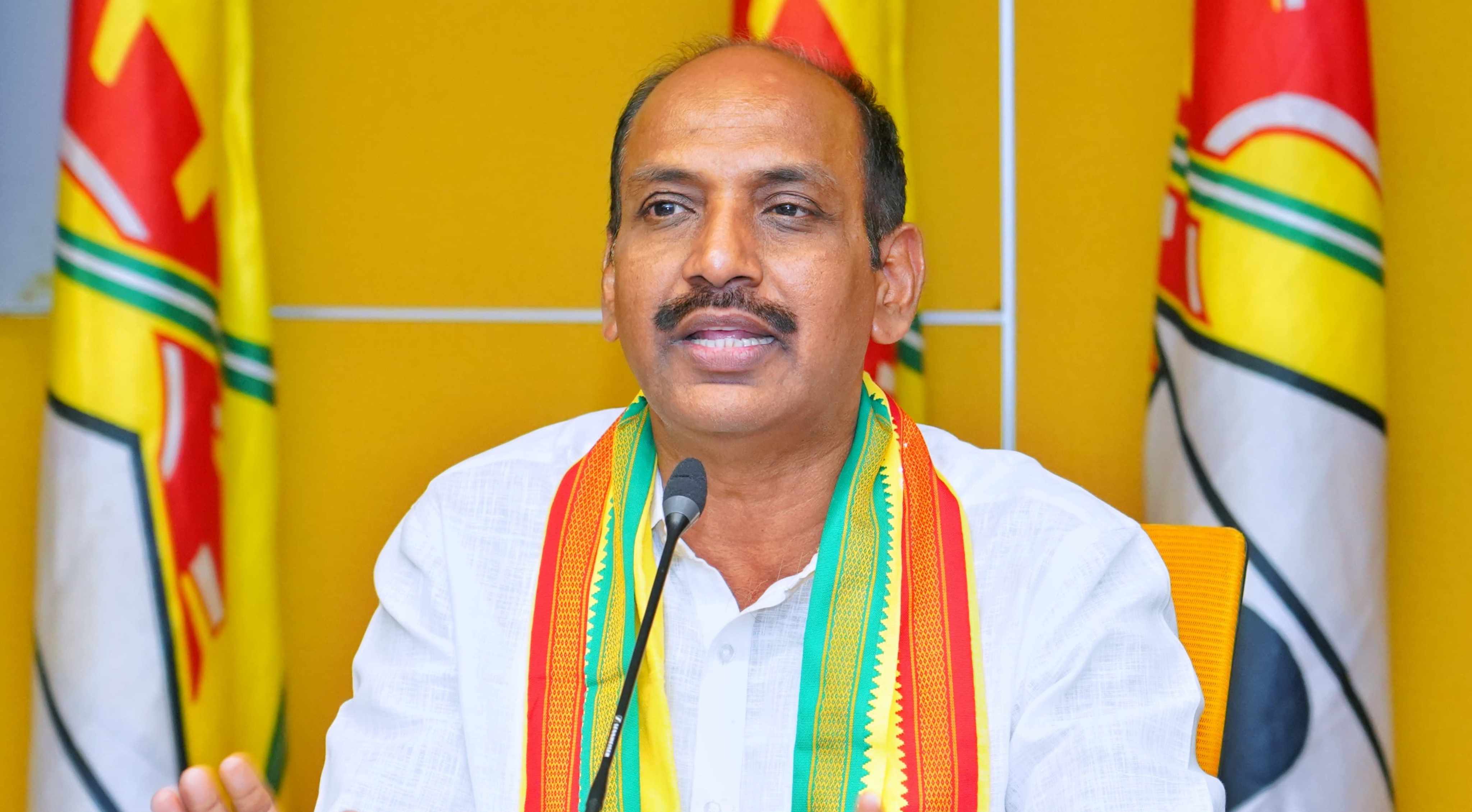 MLC Chiranjeevi: ఎమ్మెల్సీ పదవికి రాజీనామా చేసే హక్కు సభ్యులకు ఉంది.. ఎమ్మెల్సీ వేపాడ చిరంజీవి!