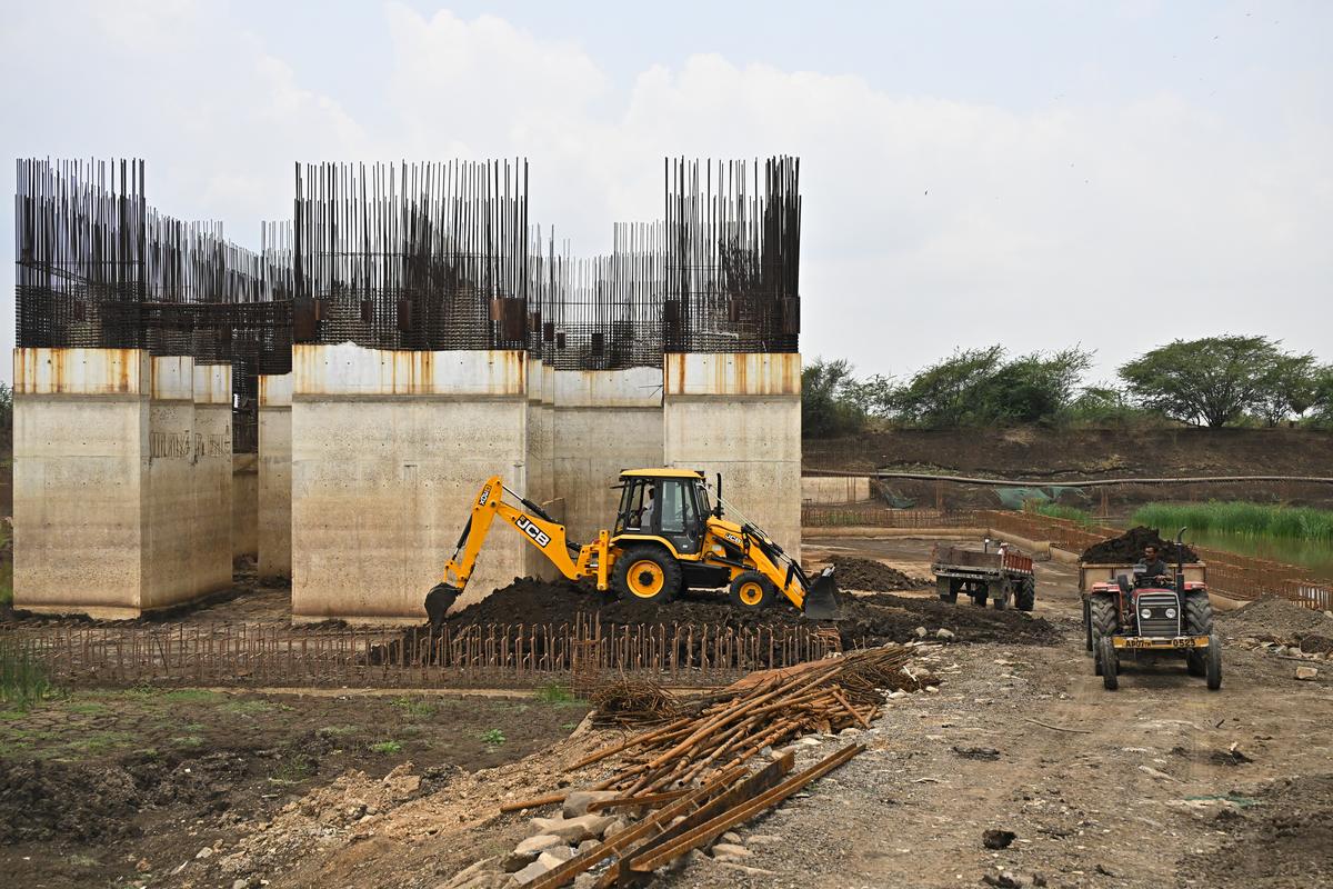 Amaravati Works: జియో గ్రిడ్ టెక్నాలజీతో రాజధాని స్మార్ట్ రోడ్లు... వంద ఏళ్ల గ్యారెంటీతో అంతర్జాతీయ హంగులు!