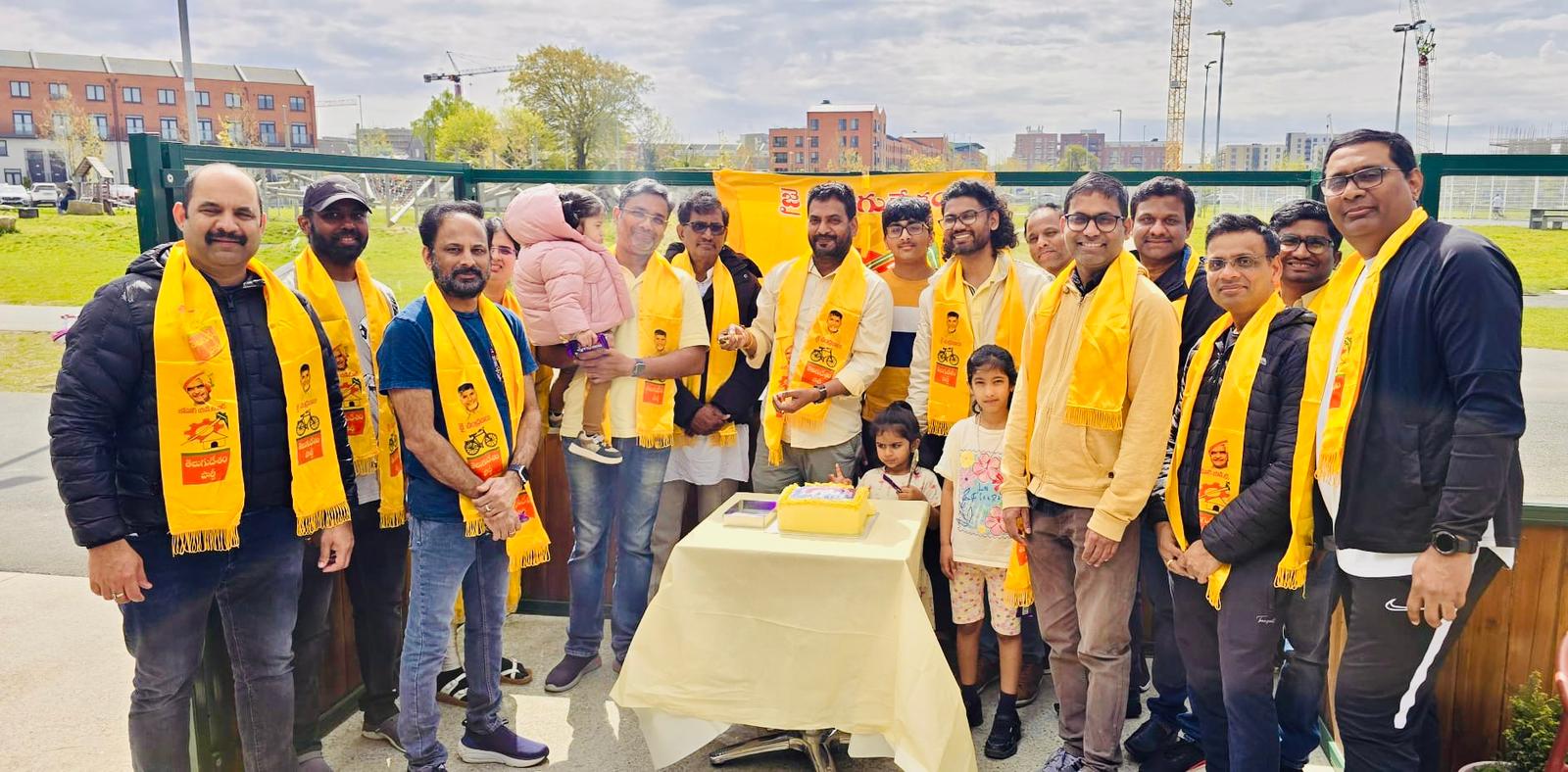 NRI TDP Dublin: డబ్లిన్‌లో మిన్నంటిన చంద్రబాబు జన్మదిన వేడుకలు... అమరావతి బిల్లు ఆమోదంపై హర్షం!!