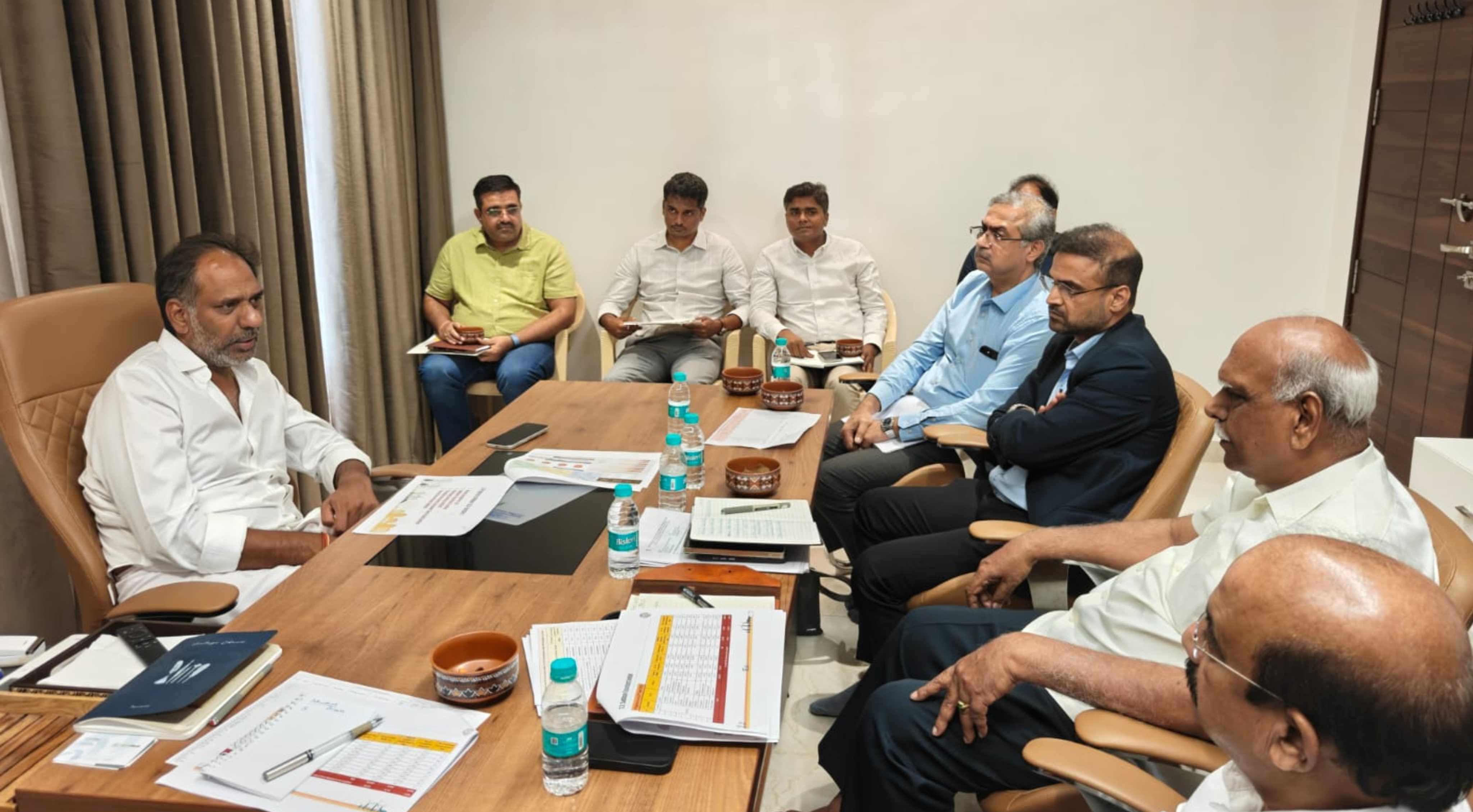 Gottipati Ravi Kumar: వంద రోజుల్లో 6 లక్షల సూర్యఘర్ కనెక్షన్లు పూర్తి చేయాలి! మంత్రి గొట్టిపాటి రవి కుమార్ ఆదేశాలు!