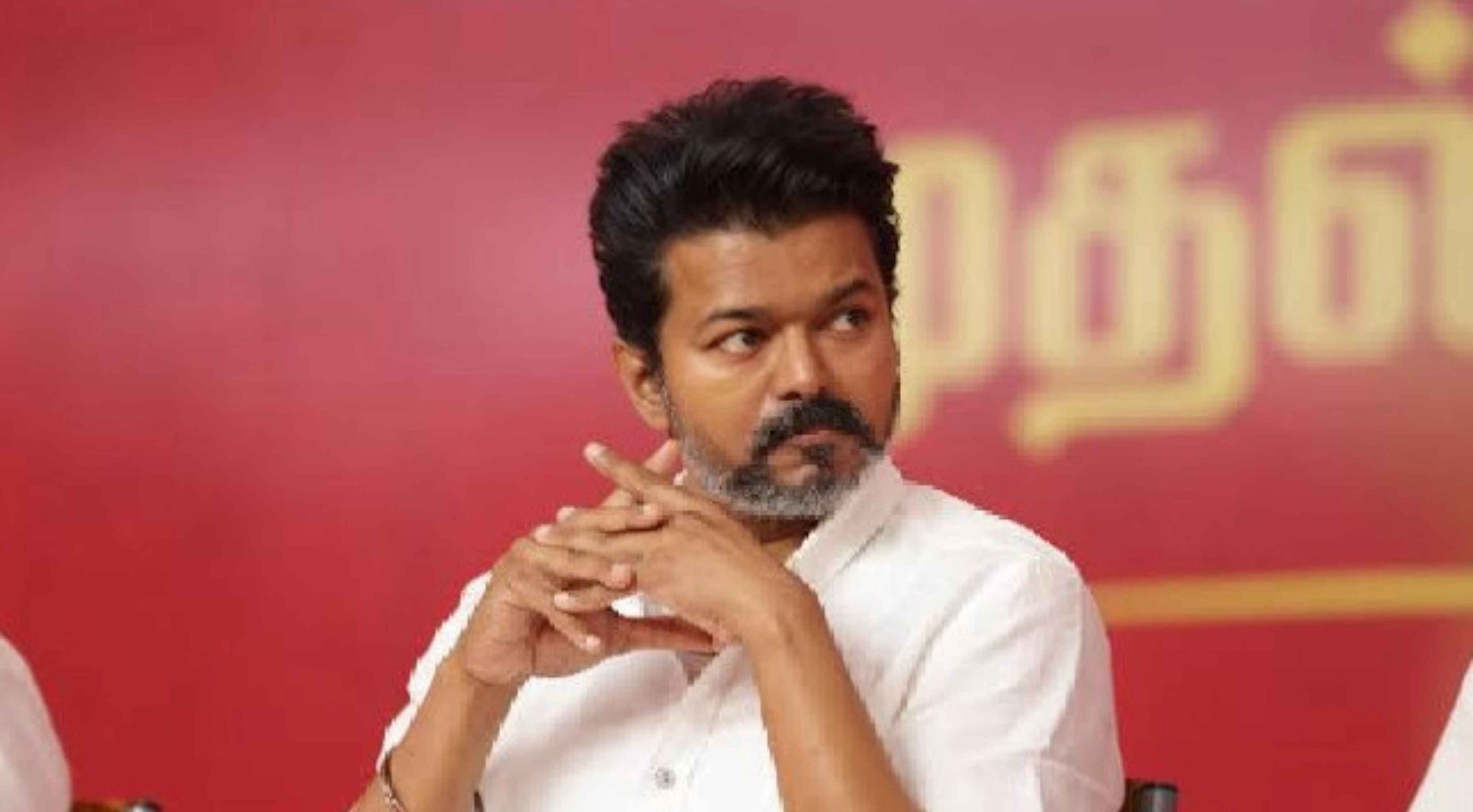 Tamil Nadu: తమిళనాడులో రాజకీయ సెన్సేషన్.. సీఎం పీఠానికి దగ్గరగా టీవీకే చీఫ్ విజయ్!