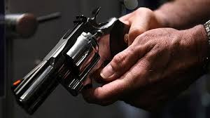 Gun Shooting: కెనడా లో కాల్పుల కలకలం... ఇద్దరు భారతీయ సంతతి మృతి!