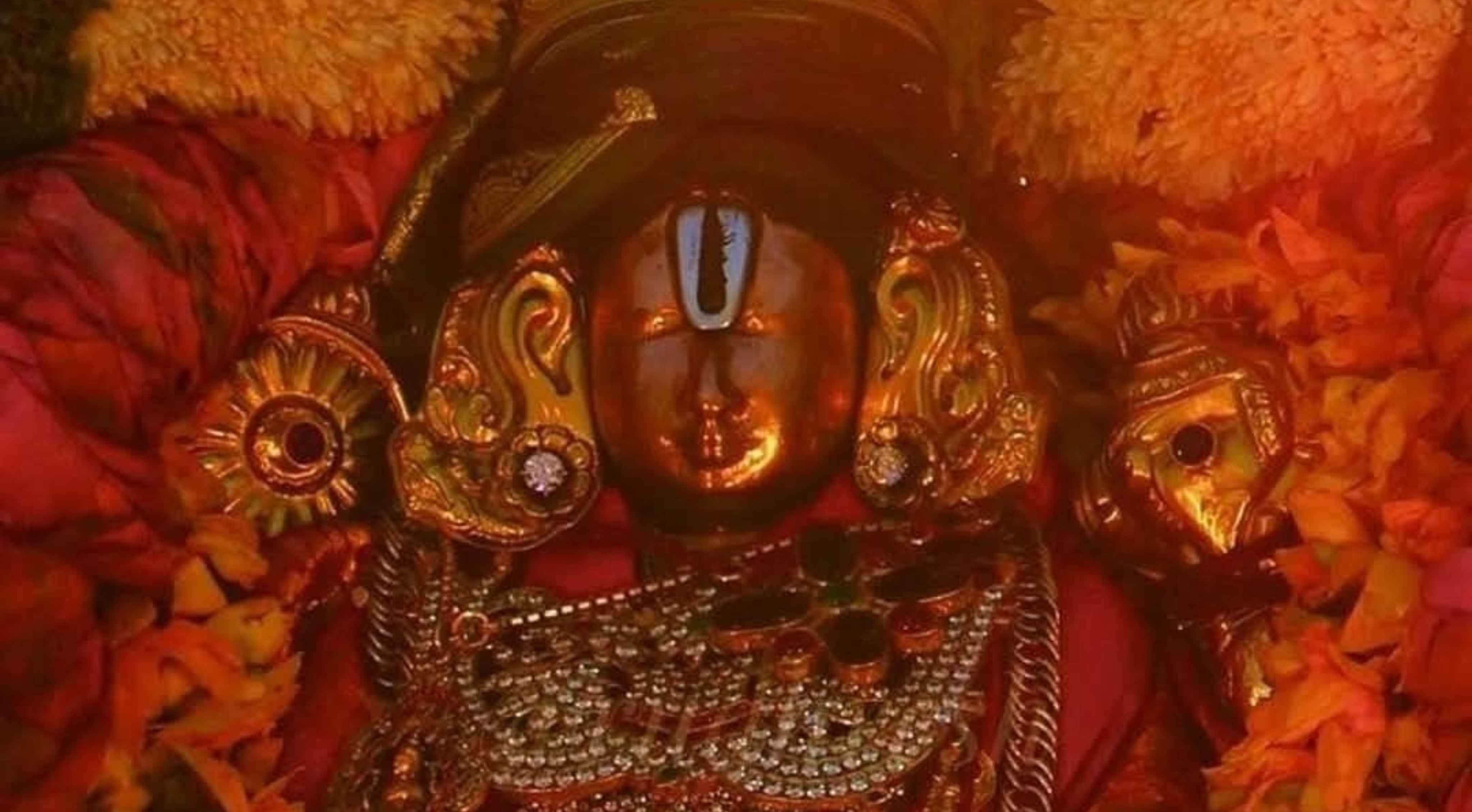 Tirumala: తిరుమలలో భారీగా భక్తుల రద్దీ.. సర్వదర్శనానికి 15 గంటల సమయం!