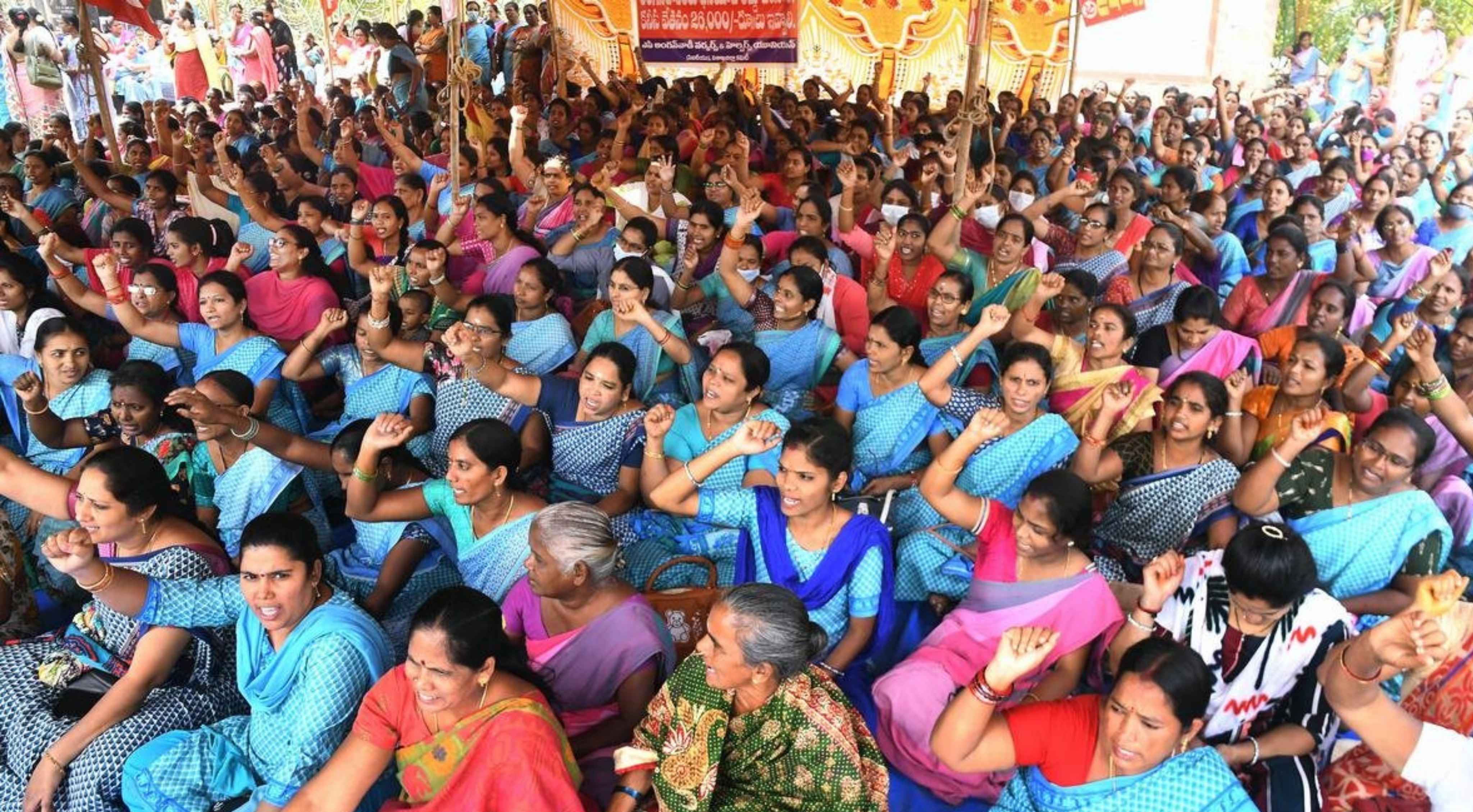 Tirupati: భూమన అభినయరెడ్డి అరెస్ట్‌ చేయాలంటూ తిరుపతిలో మహిళల ఆందోళన!