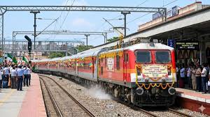 New Express Train: బెంగళూరు - ముంబై మధ్య కొత్త ఎక్స్‌ప్రెస్ రైలు... హల్ట్ స్టేషన్లు ఇవే!
