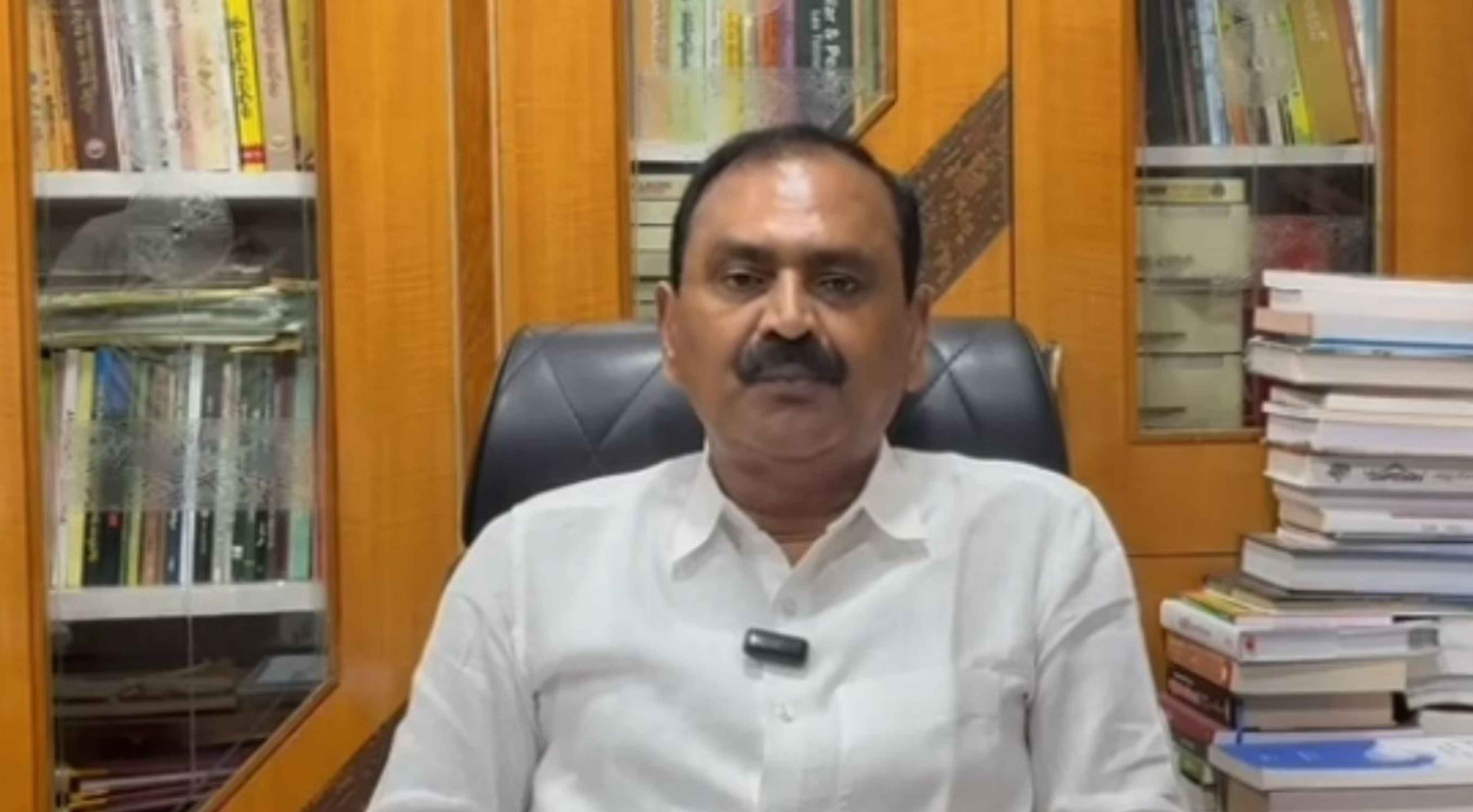 Tirupati: తిరుపతిలో కలకలం రేపుతున్న ఫ్లెక్సీలు.. భూమన కరుణాకర్ రెడ్డిపై ఆరోపణలు!