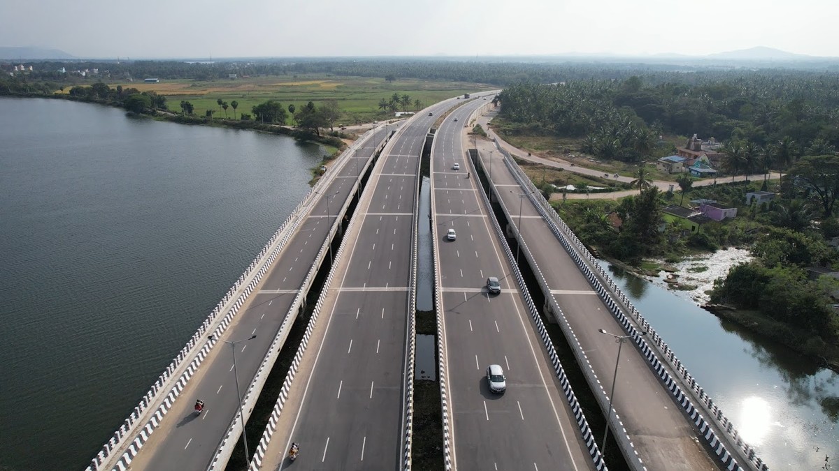 Greenfield Expressway: ఏపీలోని కొత్త నేషనల్ హైవే 6 లైన్లుగా... బెజవాడ టూ బెంగళూరు 8 గంటల్లోనే..!!