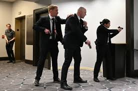 WhiteHouse Shooting: ట్రంప్ టార్గెట్‌గా కాల్పులతో దద్దరిల్లిన వైట్ హౌస్.... 30 నిమిషాల పాటు 30 రౌండ్లు..!!