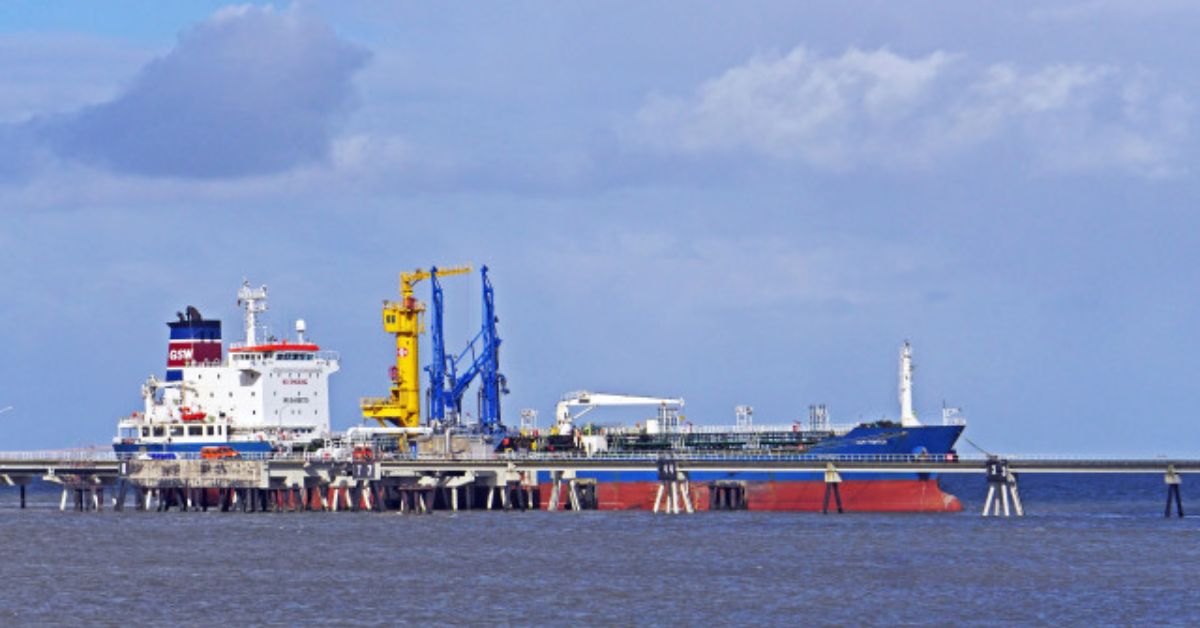Crude oil: సౌదీని వెనక్కి నెట్టిన వెనెజులా.. యూఏఈ, రష్యాల టాప్ ప్లేస్: చమురు దిగుమతుల్లో ఆసక్తికర మార్పులు! భారత్‌కు అతిపెద్ద చమురు సరఫరాదారుగా..