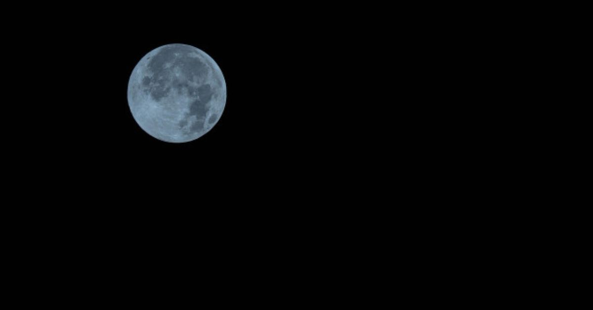 Blue Moon: ఒకే నెలలో రెండు పౌర్ణములు.. అపోజీ స్థానంలో చందమామ: ఏమిటీ 'బ్లూ మైక్రోమూన్' కథ?