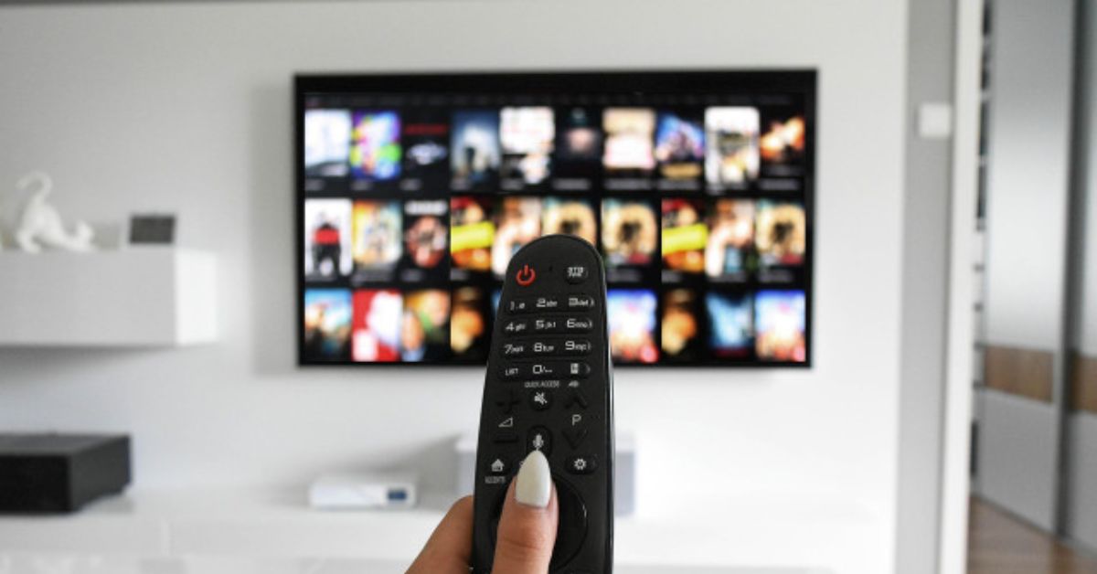 TV channels: టీవీ వీక్షకులకు ఊరట.. గంట ప్రసారంలో 10 నిమిషాల యాడ్స్, 2 నిమిషాల ప్రోమోలకే అనుమతి!