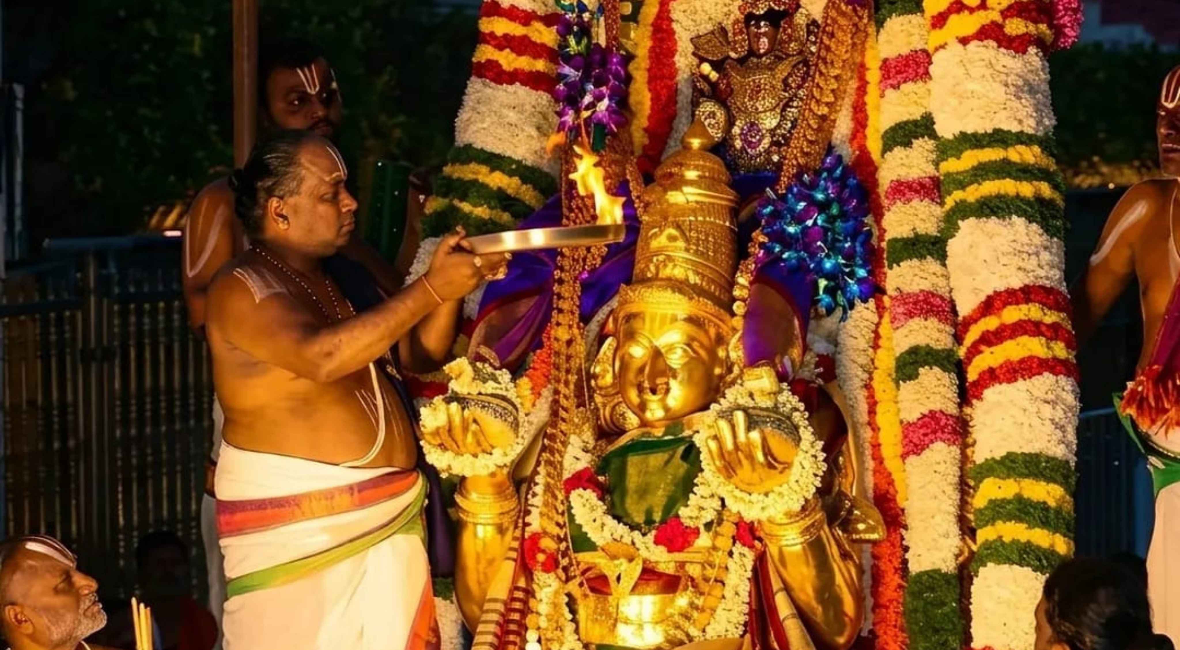 Tirumala: తిరుమలలో తగ్గిన భక్తుల రద్దీ.. సర్వదర్శనానికి ఇంకా 12 గంటల సమయం!