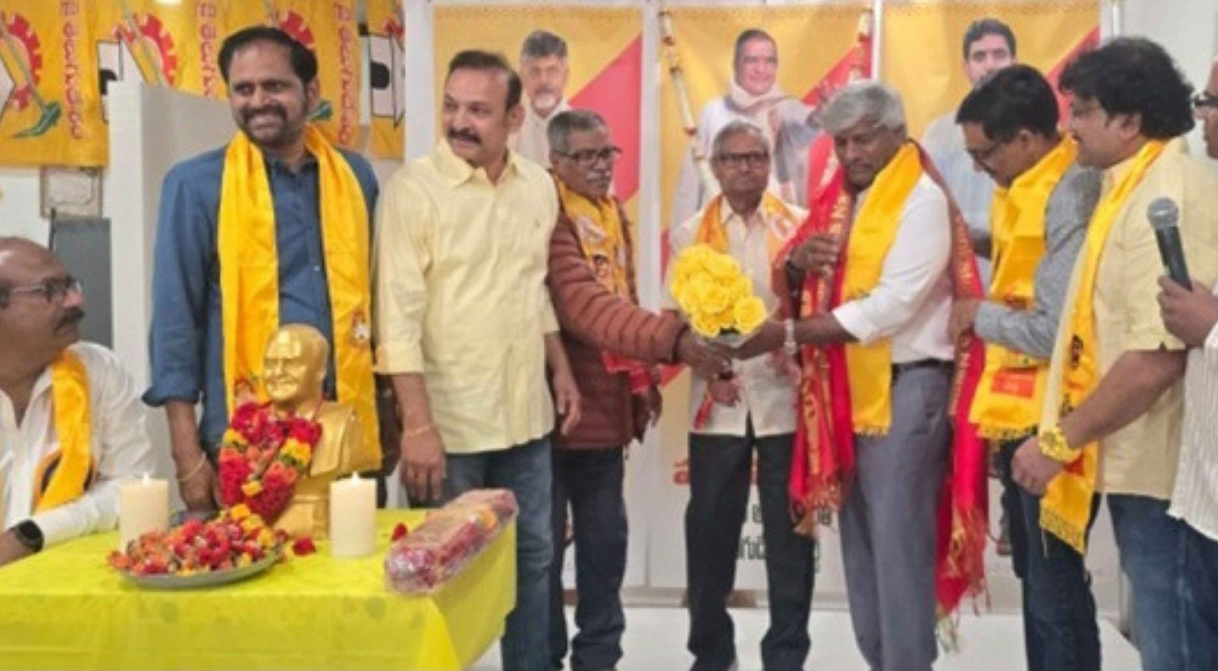 Mahanadu: బే ఏరియాలో ఘనంగా ఎన్టీఆర్ జయంతి.. టీడీపీ మహానాడు వేడుకలు!