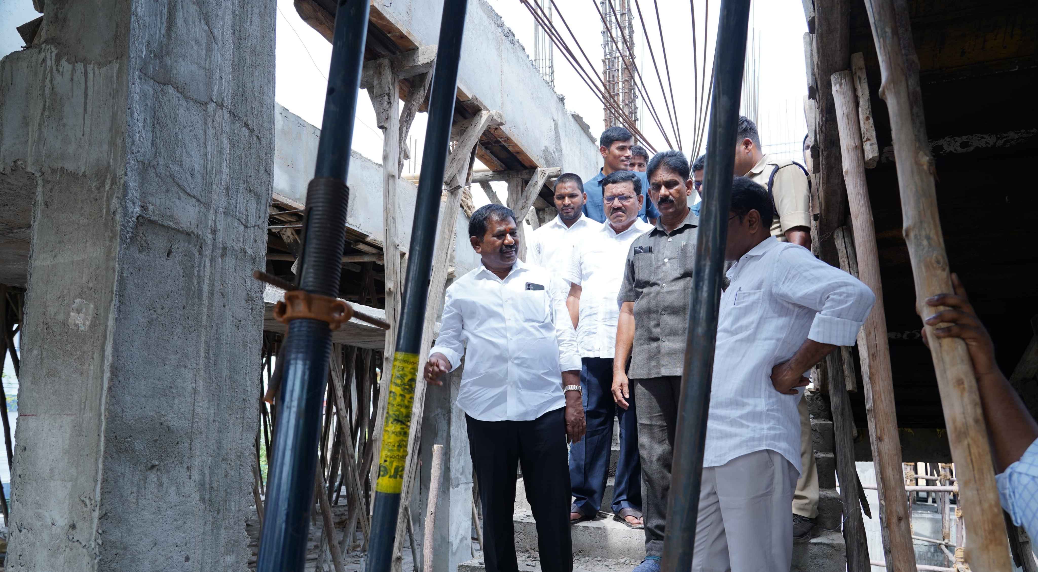 Education: పేద పిల్లలు డాక్టర్లు, ఇంజనీర్లు కావాలన్నదే సీఎం చంద్రబాబు లక్ష్యం!