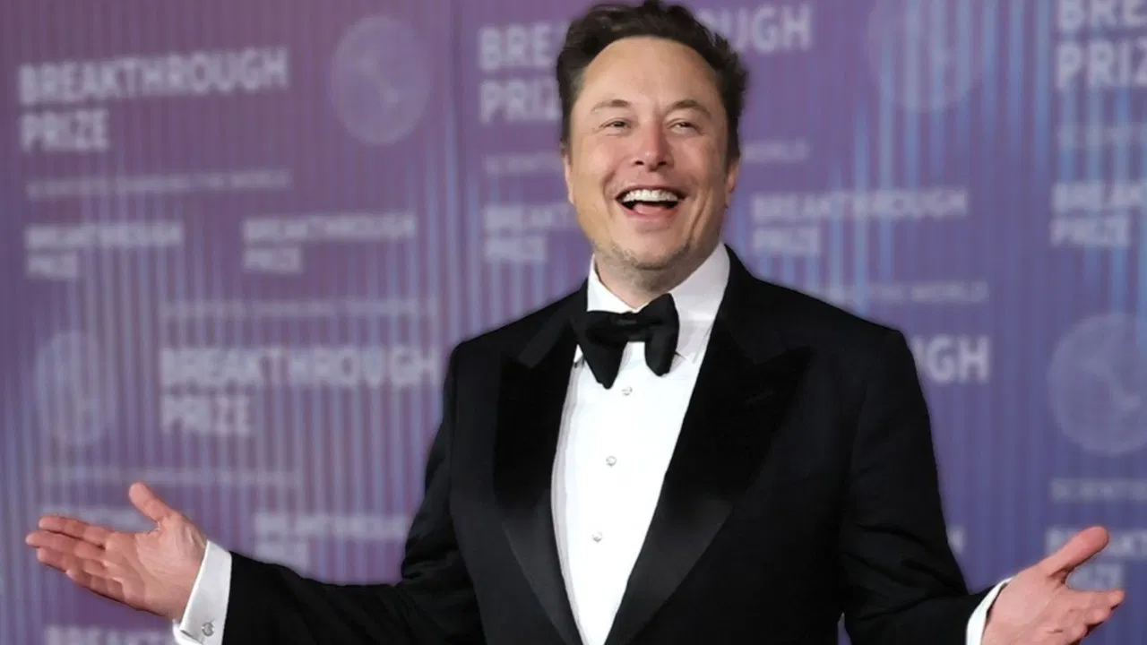 Elon Musk: ఎలాన్ మస్క్ అరుదైన రికార్డు... కోటి కోట్ల రూపాయల సంపదతో ప్రపంచపు తొలి 'మహాక్షోణాధిపతి'!