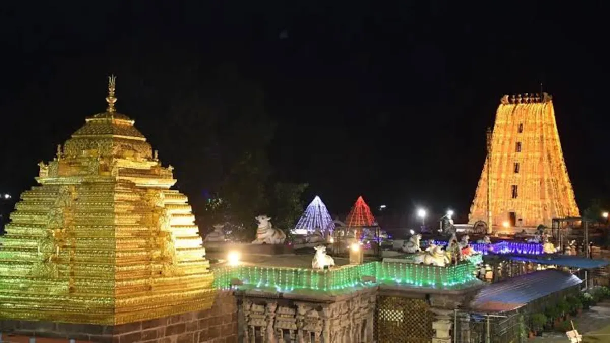 Srisailam: శ్రీశైల క్షేత్రంలో రికార్డు స్థాయి ఆర్థిక ప్రగతి.. బ్యాంకుల్లో వందల కోట్ల భారీ ఫిక్స్‌డ్ డిపాజిట్లు!