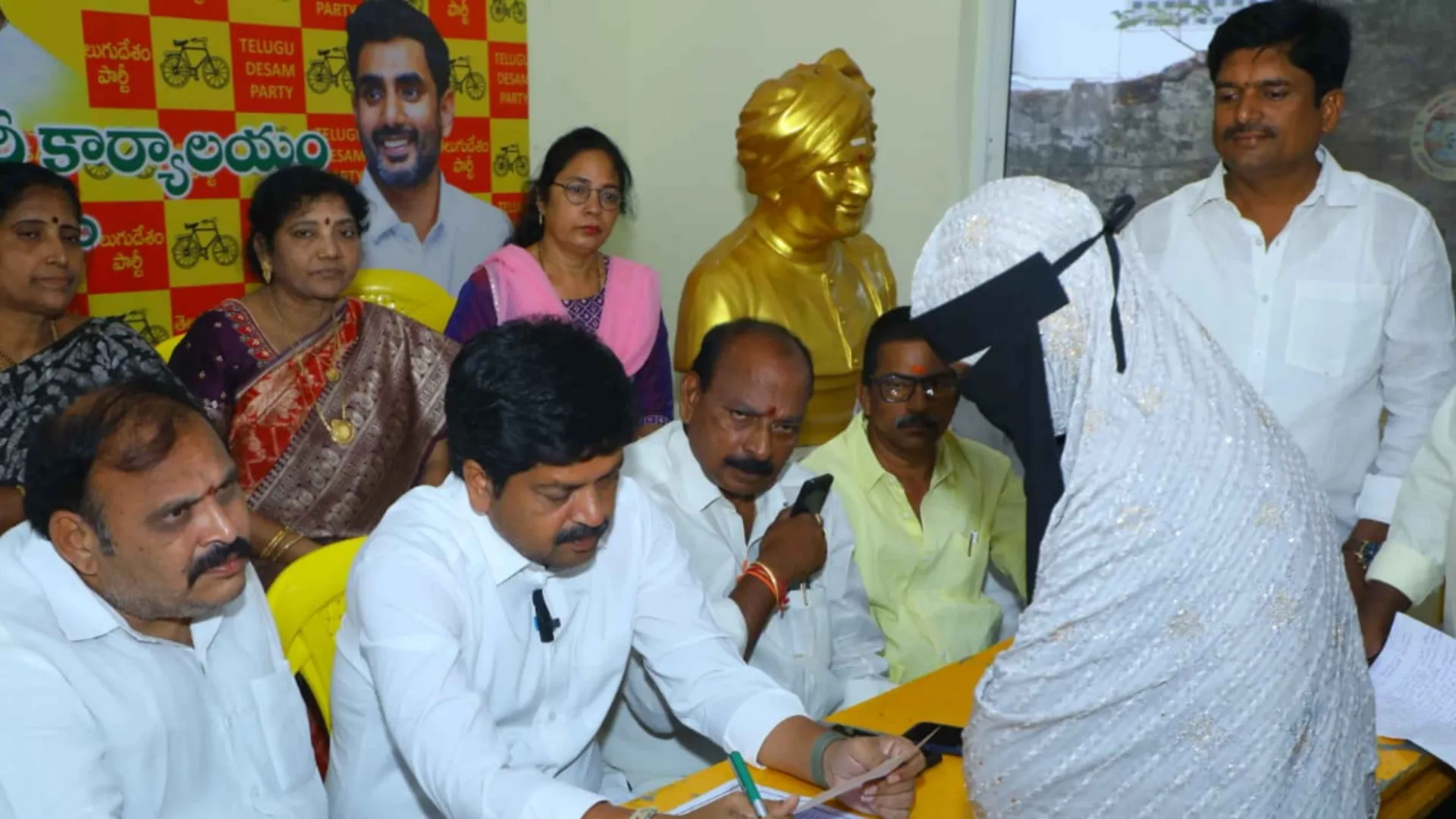 Kollu Ravindra 14