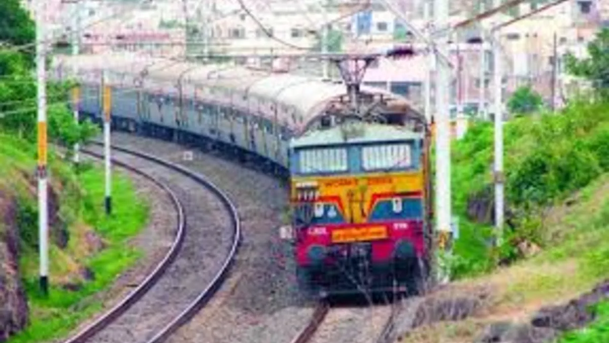 Indian Railways: ప్రయాణికులకు అలర్ట్... జూన్ 20 నుండి ఆ ఎక్స్‌ప్రెస్ సమయాల్లో మార్పు!