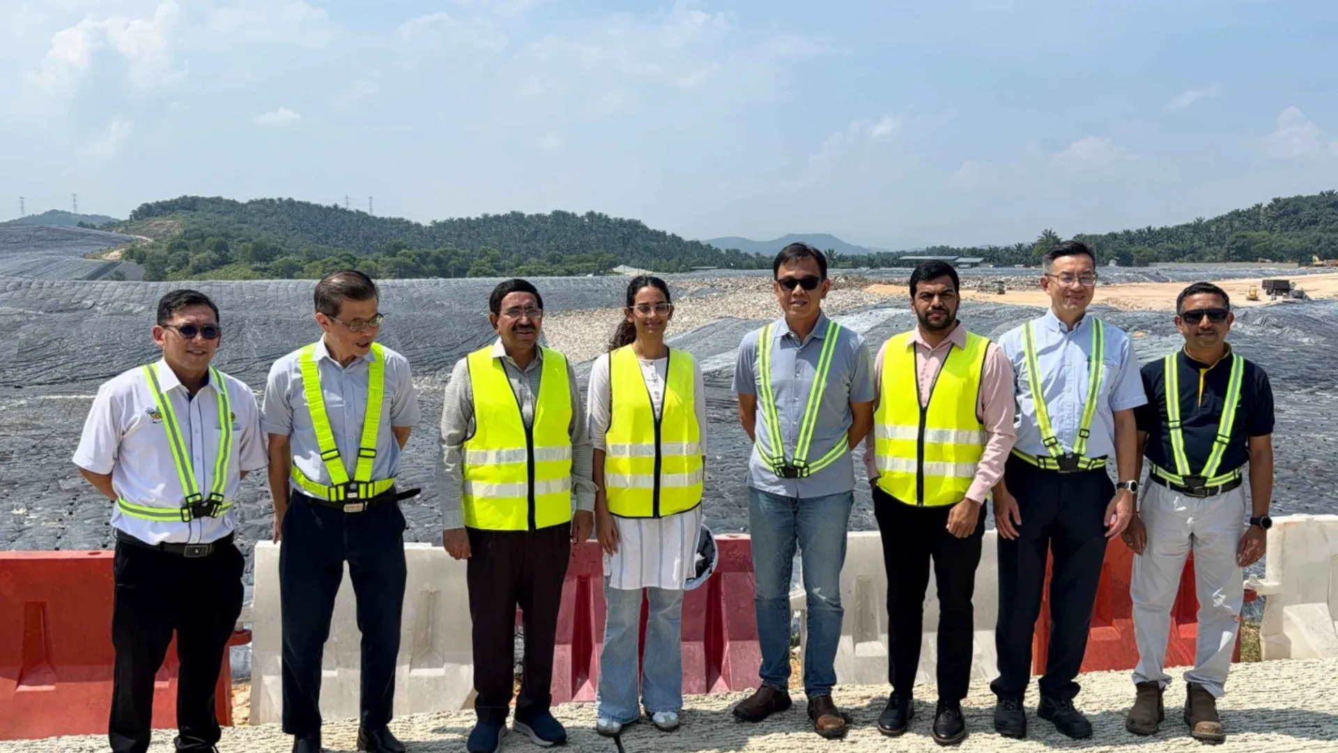 Malaysia: మలేషియాలో రెండో రోజు మంత్రి నారాయణ పర్యటన.. వ్యర్థాల నిర్వహణ, గృహ నిర్మాణ విధానాలపై అధ్యయనం!