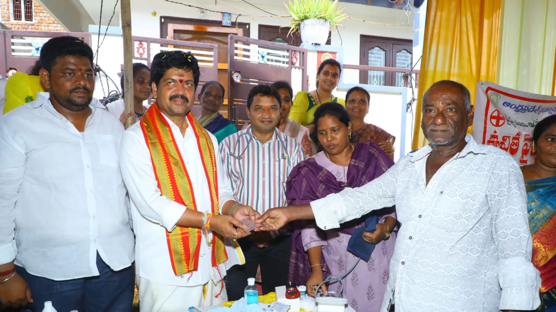 Machilipatnam: మచిలీపట్నంలో ఘనంగా మంత్రి కొల్లు రవీంద్ర జన్మదిన వేడుకలు!