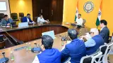 సీఎం చంద్రబాబుకు ప్రాజెక్ట్ ప్రజెంటేషన్...