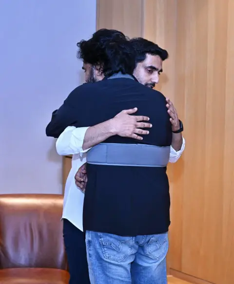 పవన్ కల్యాణ్ ఆరోగ్య పరిస్థితిపై నారా లోకేశ్ ట్వీట్! పిక్స్ వైరల్!