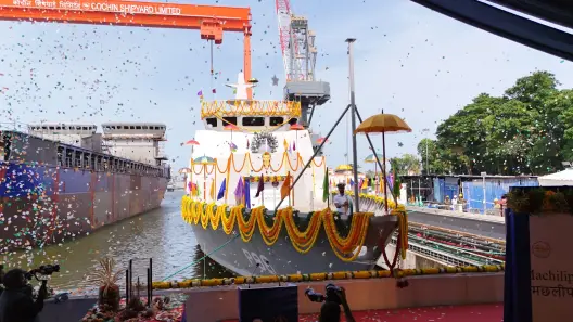 'మచిలీపట్నం' పేరుతో జలప్రవేశం చేసిన సైలెంట్ కిల్లర్