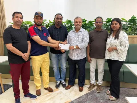 మల్లేశ్ కుటుంబానికి రూ.11 లక్షల ఆర్థిక సాయం