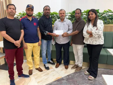 మల్లేశ్ కుటుంబానికి రూ.11 లక్షల ఆర్థిక సాయం