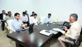 ఏడుగురు మత్స్యకారులు సముద్రంలో గల్లంతైన ఘటనపై ముఖ్యమంత్రి చంద్రబాబు నాయుడు అధికారులతో సమీక్ష