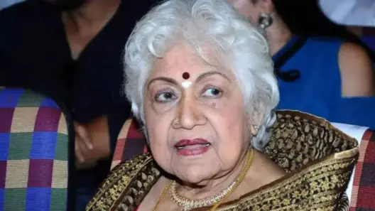 ప్రముఖ నటి సౌకార్ జానకి కన్నుమూత