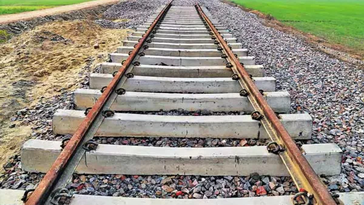 AP దిశను పూర్తిగా మార్చే 9 రైల్వే  ప్రాజెక్ట్స్