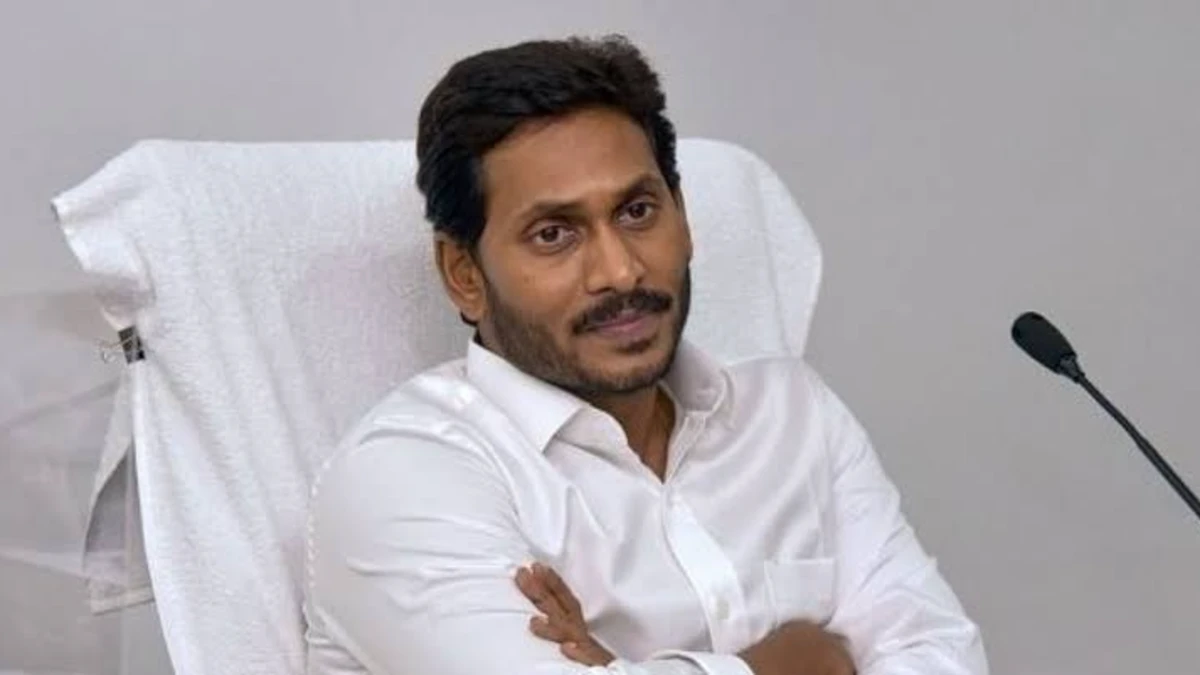 vulture that has devoured hundred buffaloes gets blown away by a single gust of wind like jagan