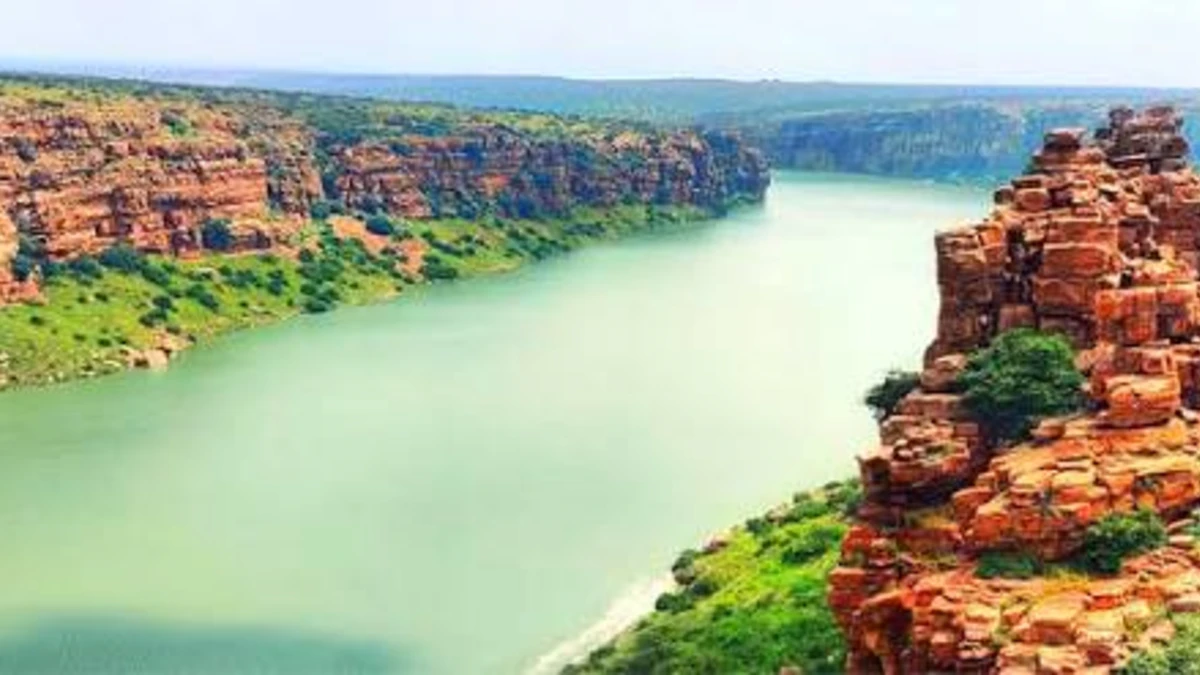 రాయలసీమకు ప్రాణం పోస్తున్న పెన్నా నది