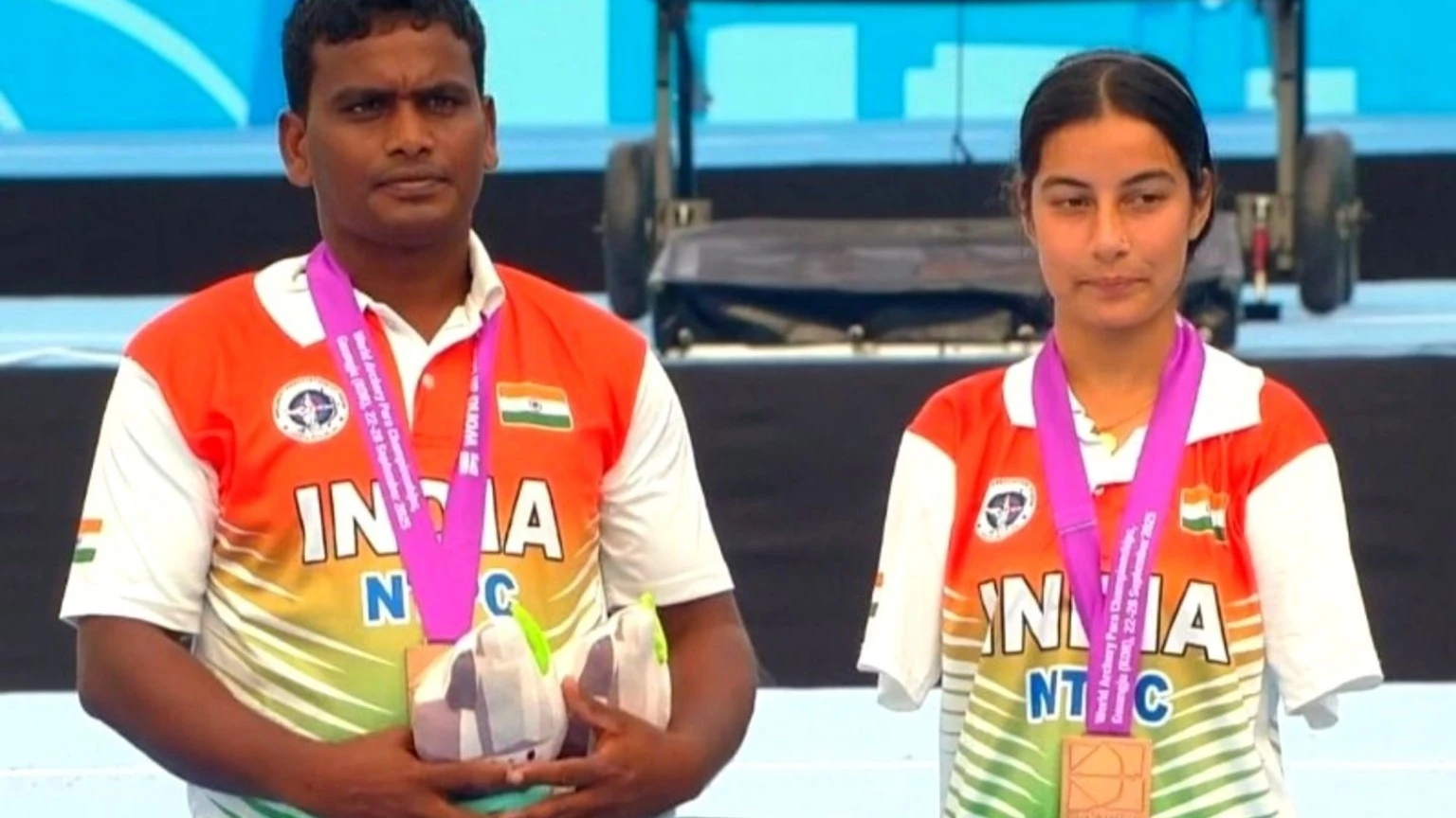 Sheetal, Toman Win Gold Medal  in Asian Para Games
