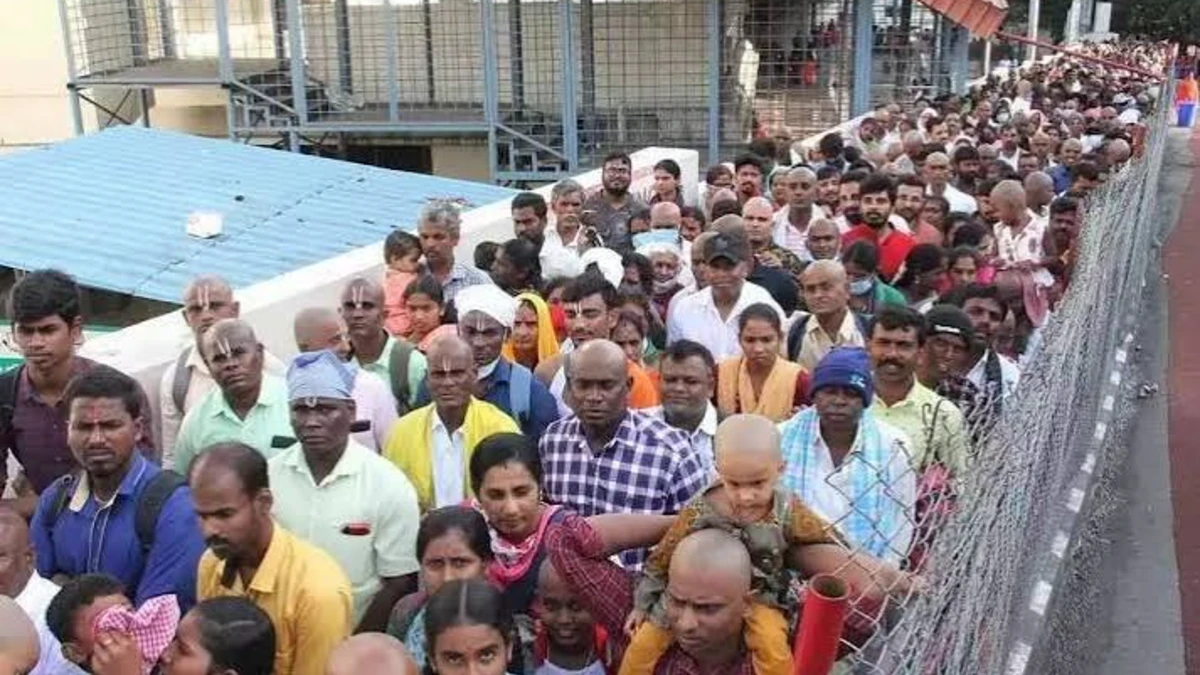 సర్వదర్శనానికి 10 గంటల సమయం
