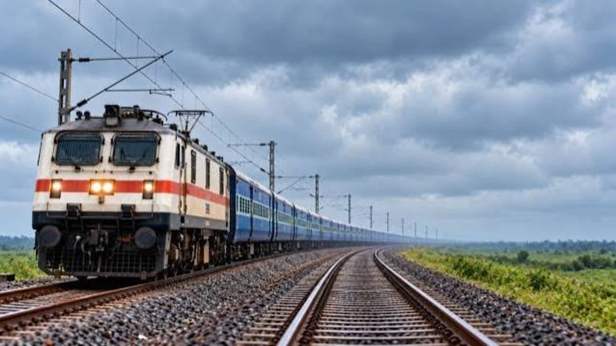 గోదావరి, ఫలక్‌నుమా రైళ్లు రద్దు!